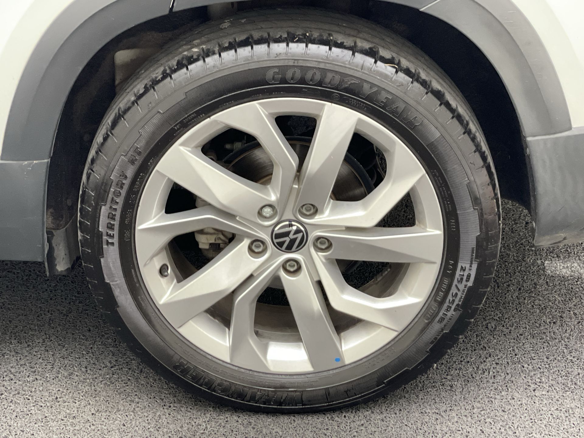 TAOS Comfortline 1.4 250 TSI Flex Aut.