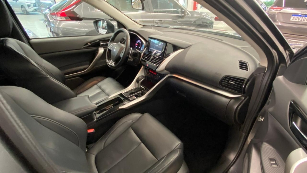 Mitsubishi-ECLIPSE CROSS-1.5 MIVEC TURBO GASOLINA HPE CVT