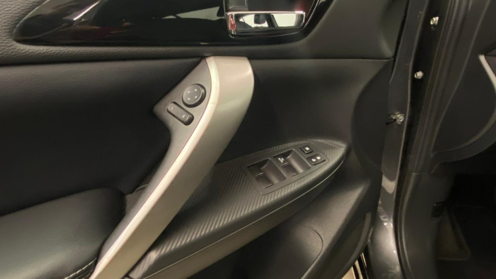 Mitsubishi-ECLIPSE CROSS-1.5 MIVEC TURBO GASOLINA HPE CVT