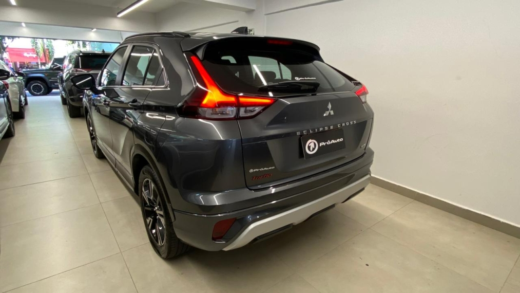 Mitsubishi-ECLIPSE CROSS-1.5 MIVEC TURBO GASOLINA HPE CVT