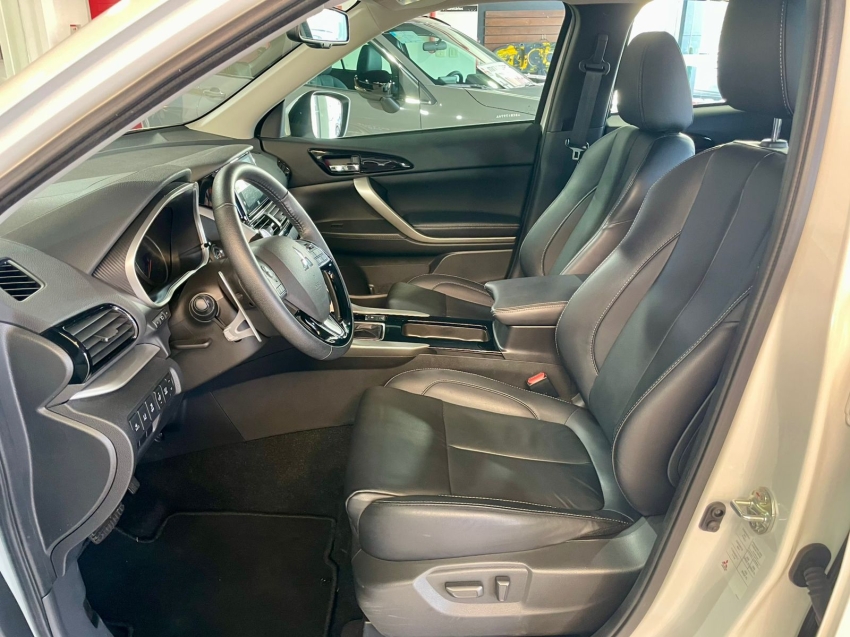 Mitsubishi-ECLIPSE CROSS-1.5 MIVEC TURBO GASOLINA HPE-S S-AWC CVT