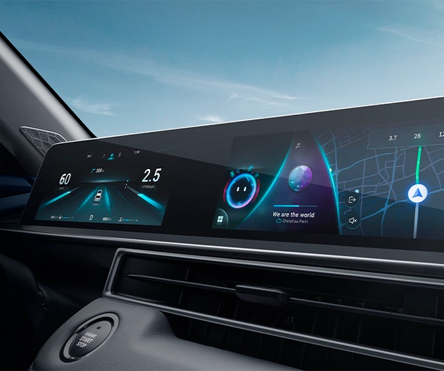 Novo painel com telas integradas de alta definição, conectividade sem fio e comandos inteligentes