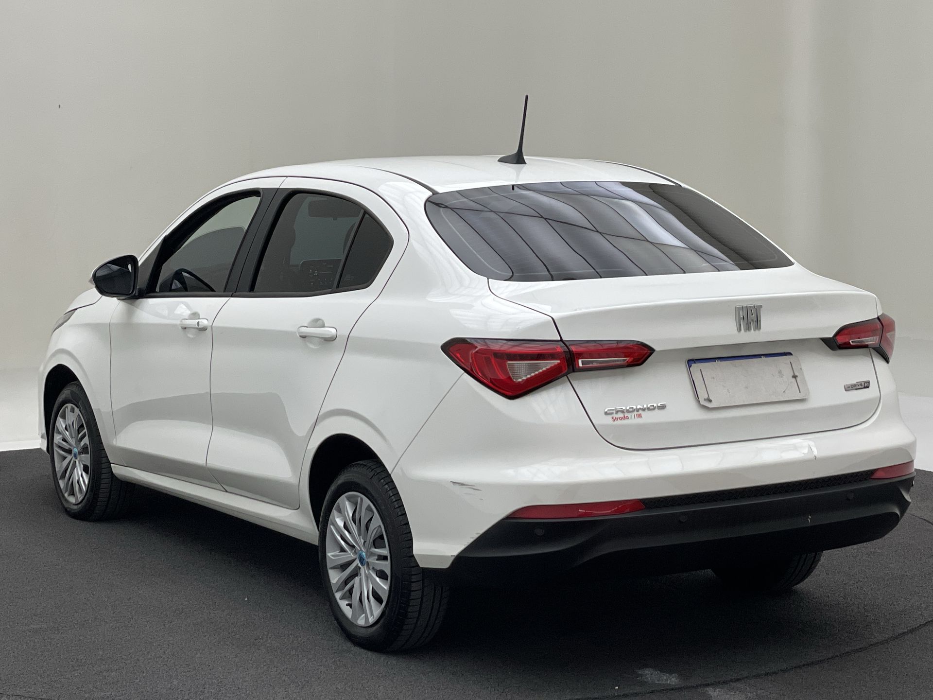 CRONOS DRIVE 1.3 8V Flex Aut.