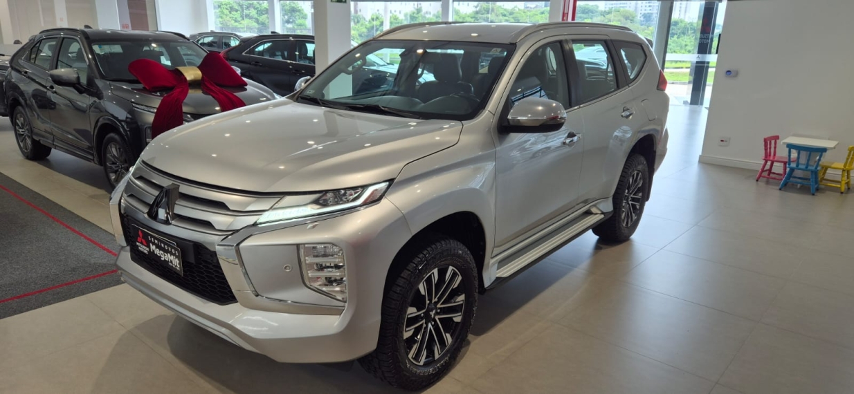 Mitsubishi-PAJERO SPORT-2.4 16V MIVEC TURBO DIESEL HPE AWD AUTOMÁTICO