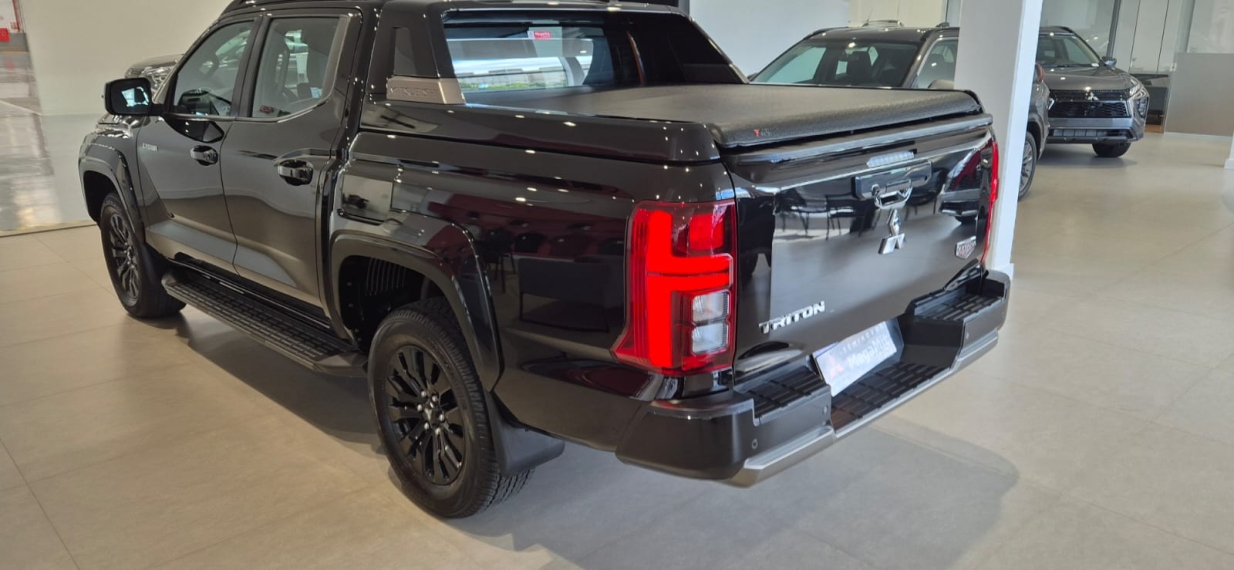 Mitsubishi-TRITON-2.4 BITURBO DIESEL CD KATANA 4X4 AUTOMÁTICO