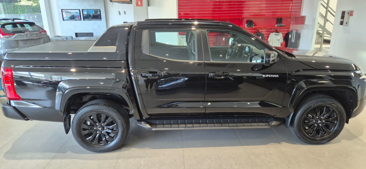 Mitsubishi-TRITON-2.4 BITURBO DIESEL CD KATANA 4X4 AUTOMÁTICO