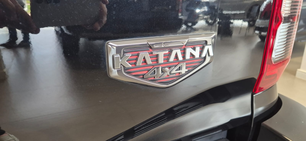 Mitsubishi-TRITON-2.4 BITURBO DIESEL CD KATANA 4X4 AUTOMÁTICO