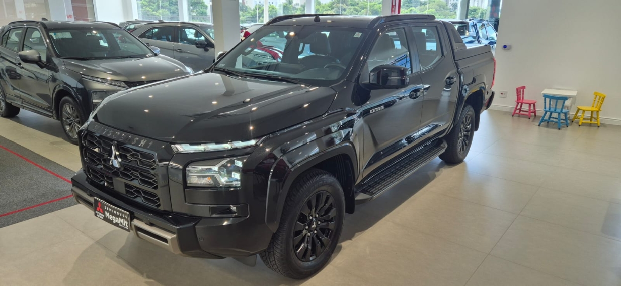 Mitsubishi-TRITON-2.4 BITURBO DIESEL CD KATANA 4X4 AUTOMÁTICO