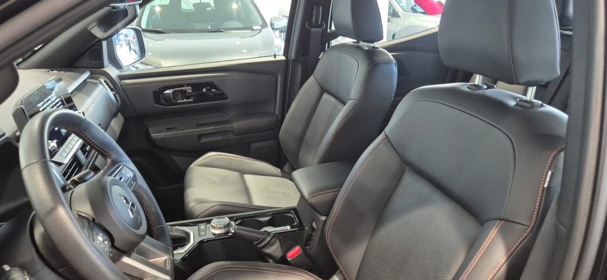 Mitsubishi-TRITON-2.4 BITURBO DIESEL CD KATANA 4X4 AUTOMÁTICO