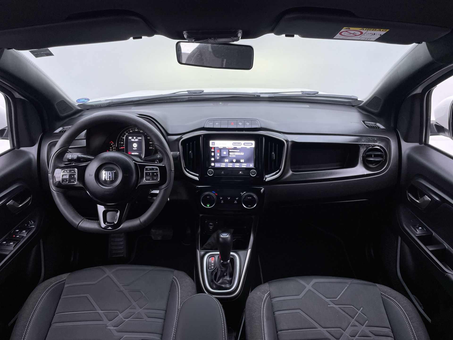 Fiat-STRADA-Strada Volcano 1.3 Flex 8V CD Aut.