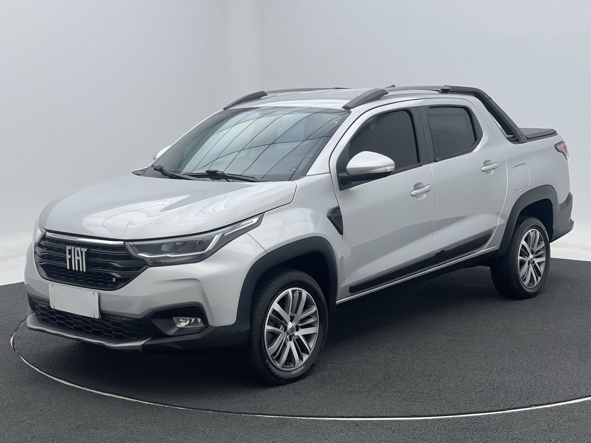 Fiat-STRADA-Strada Volcano 1.3 Flex 8V CD Aut.