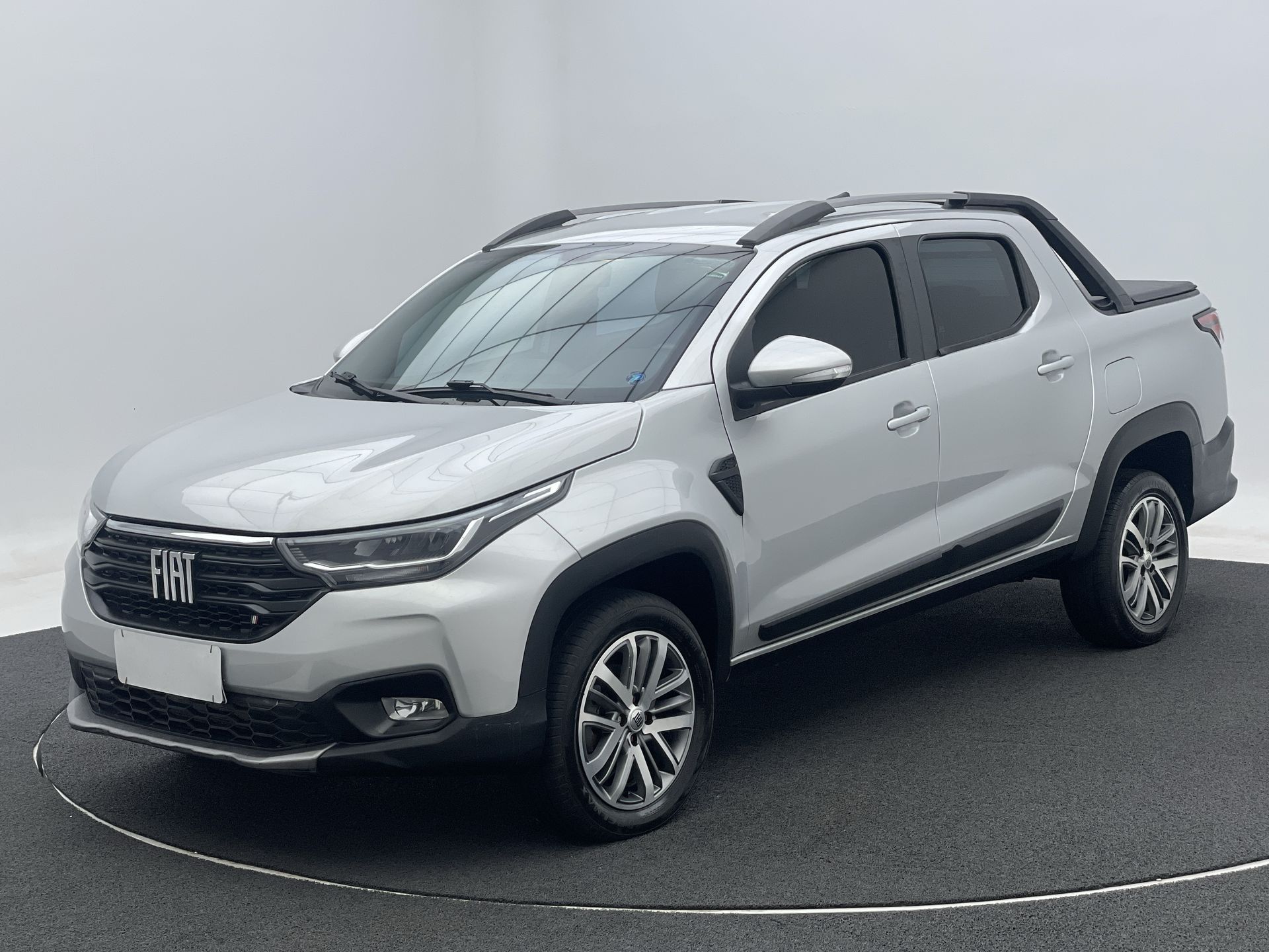 Fiat-STRADA-Strada Volcano 1.3 Flex 8V CD Aut.