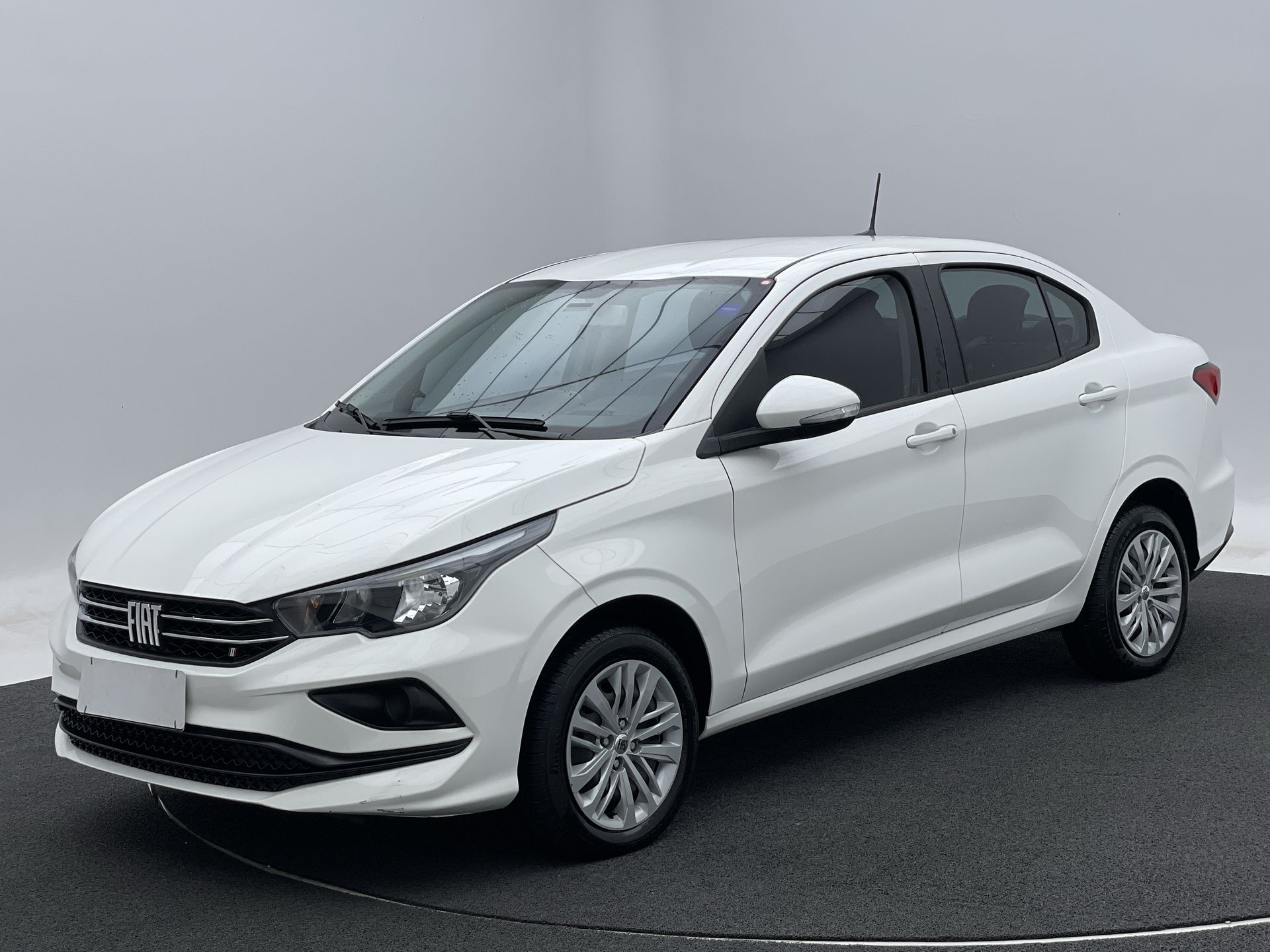 CRONOS DRIVE 1.3 8V Flex Aut.