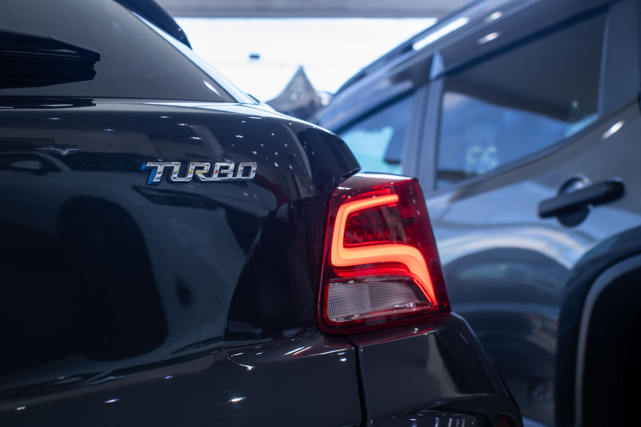 GM - Chevrolet-ONIX-ONIX HATCH PREM. 1.0 12V TB Flex 5p Aut.