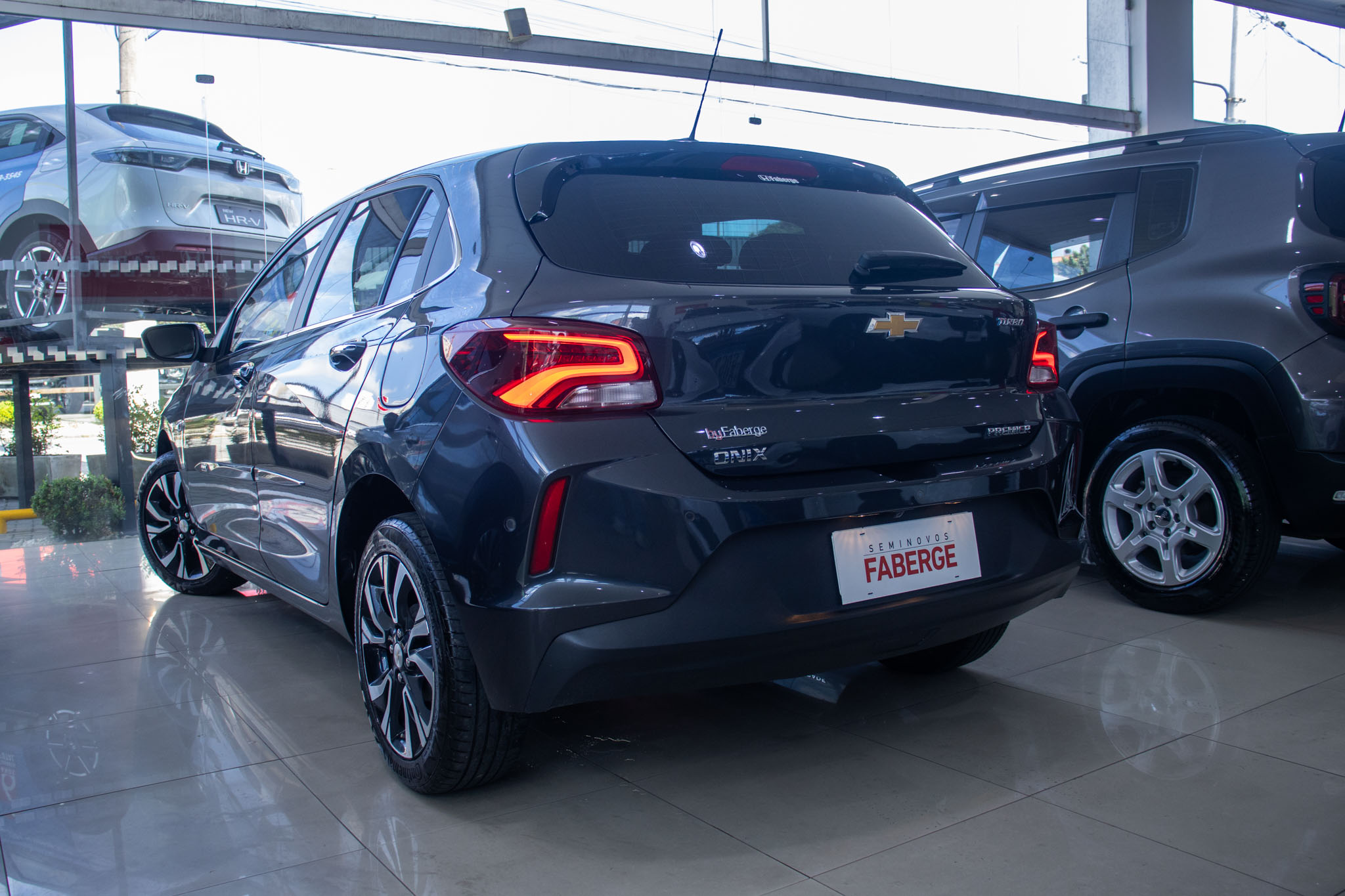 GM - Chevrolet-ONIX-ONIX HATCH PREM. 1.0 12V TB Flex 5p Aut.