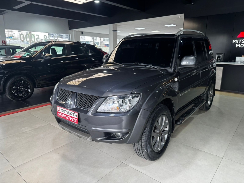 Mitsubishi-PAJERO TR4-2.0 4X2 16V 140CV FLEX 4P AUTOMÁTICO