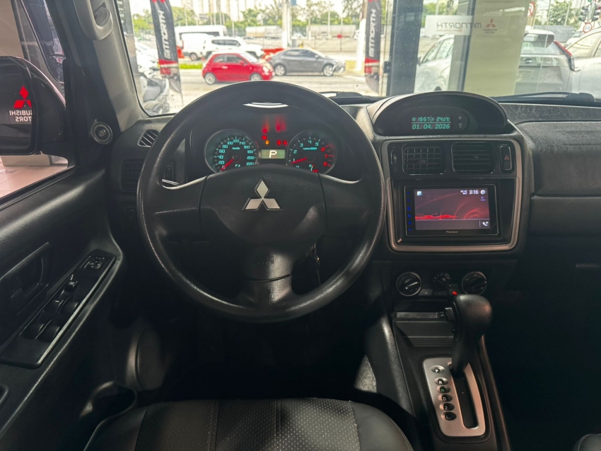 Mitsubishi-PAJERO TR4-2.0 4X2 16V 140CV FLEX 4P AUTOMÁTICO
