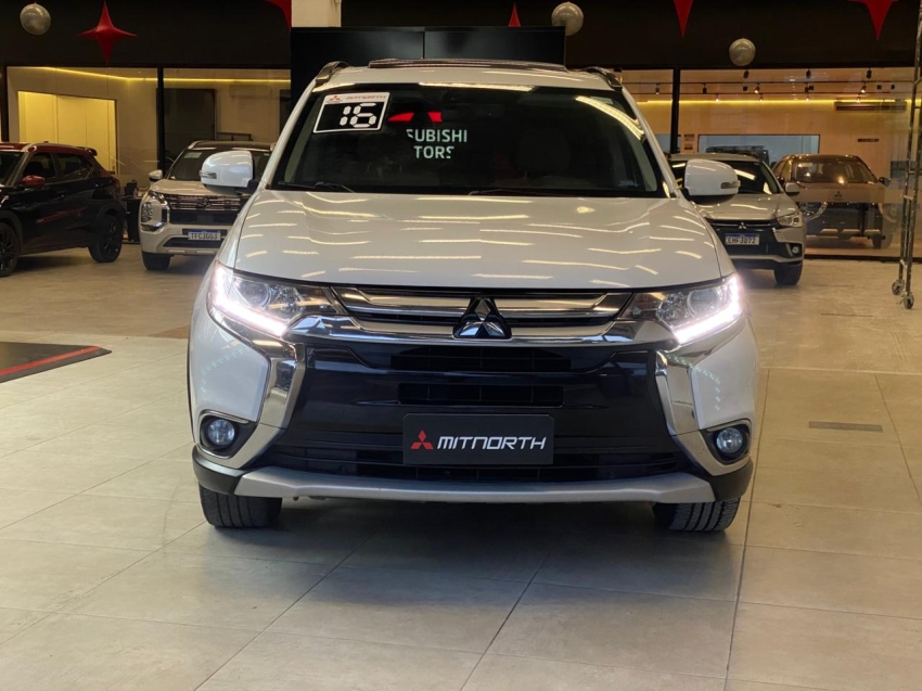 Mitsubishi-OUTLANDER-3.0 GT 4X4 V6 24V GASOLINA 4P AUTOMÁTICO