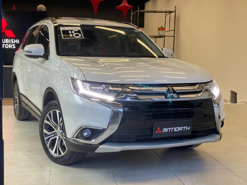 Mitsubishi-OUTLANDER-3.0 GT 4X4 V6 24V GASOLINA 4P AUTOMÁTICO