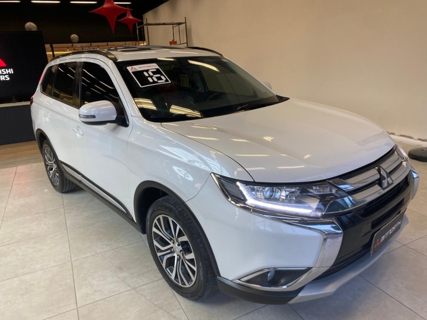 Mitsubishi-OUTLANDER-3.0 GT 4X4 V6 24V GASOLINA 4P AUTOMÁTICO