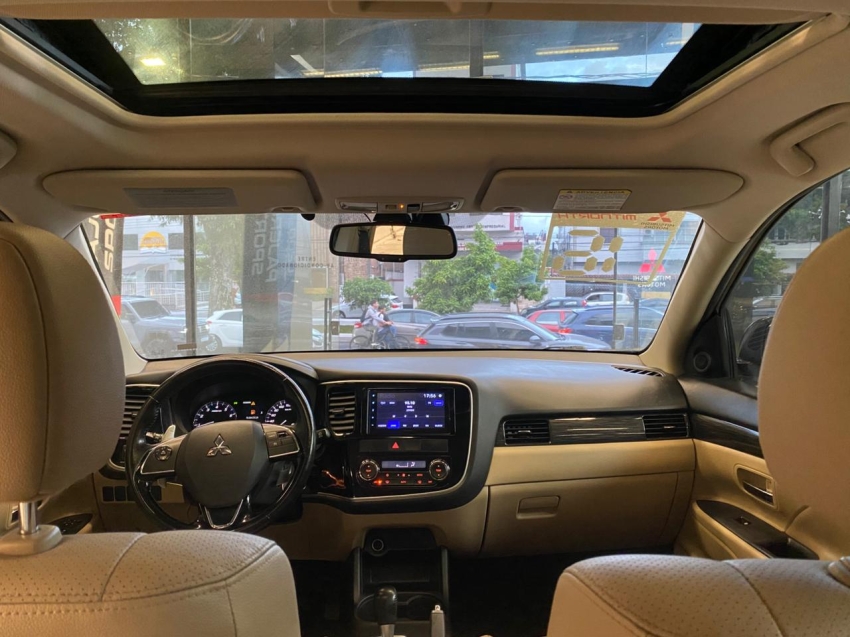 Mitsubishi-OUTLANDER-3.0 GT 4X4 V6 24V GASOLINA 4P AUTOMÁTICO