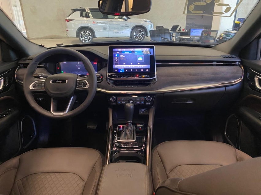 Jeep-COMMANDER-1.3 T270 TURBO FLEX OVERLAND AT6