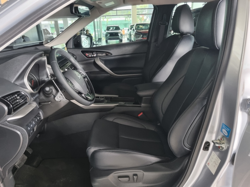 Mitsubishi-ECLIPSE CROSS-1.5 MIVEC TURBO GASOLINA HPE-S S-AWC CVT