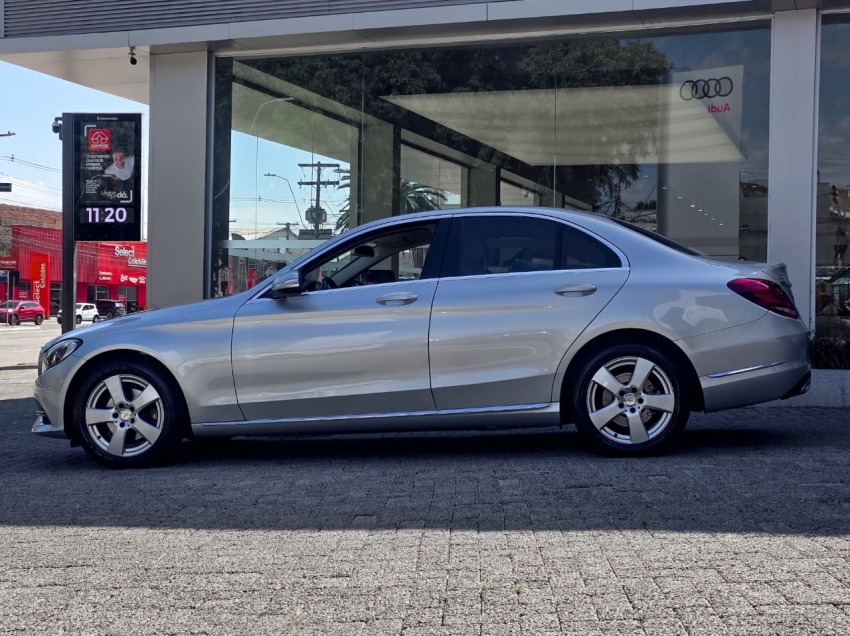 MERCEDES BENZ-C 200-2.0 CGI AVANTGARDE 16V GASOLINA 4P AUTOMÁTICO
