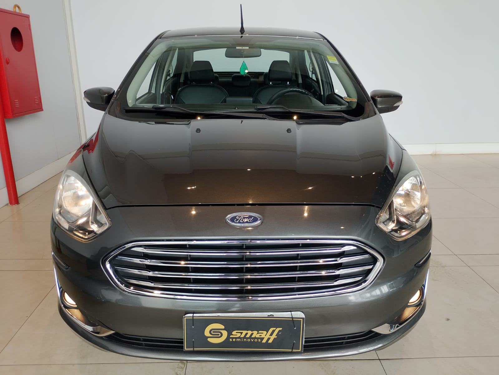 Ford-KA-Ka 1.5 Sedan TITANIUM 12V Flex 4p Aut.