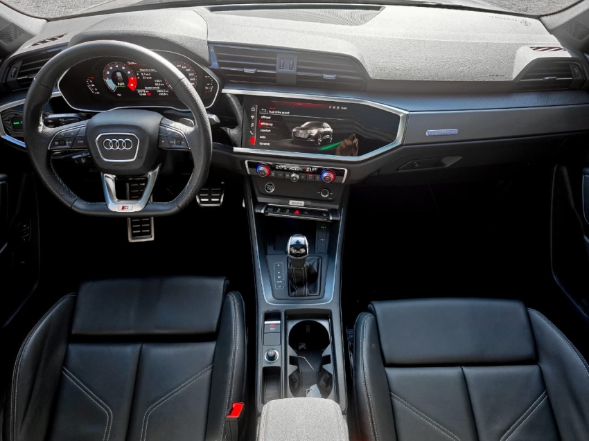 Audi-Q3-2.0 40 TFSI GASOLINA SPORTBACK PERFORMANCE BLACK PLUS QUATTRO TIPTRONIC