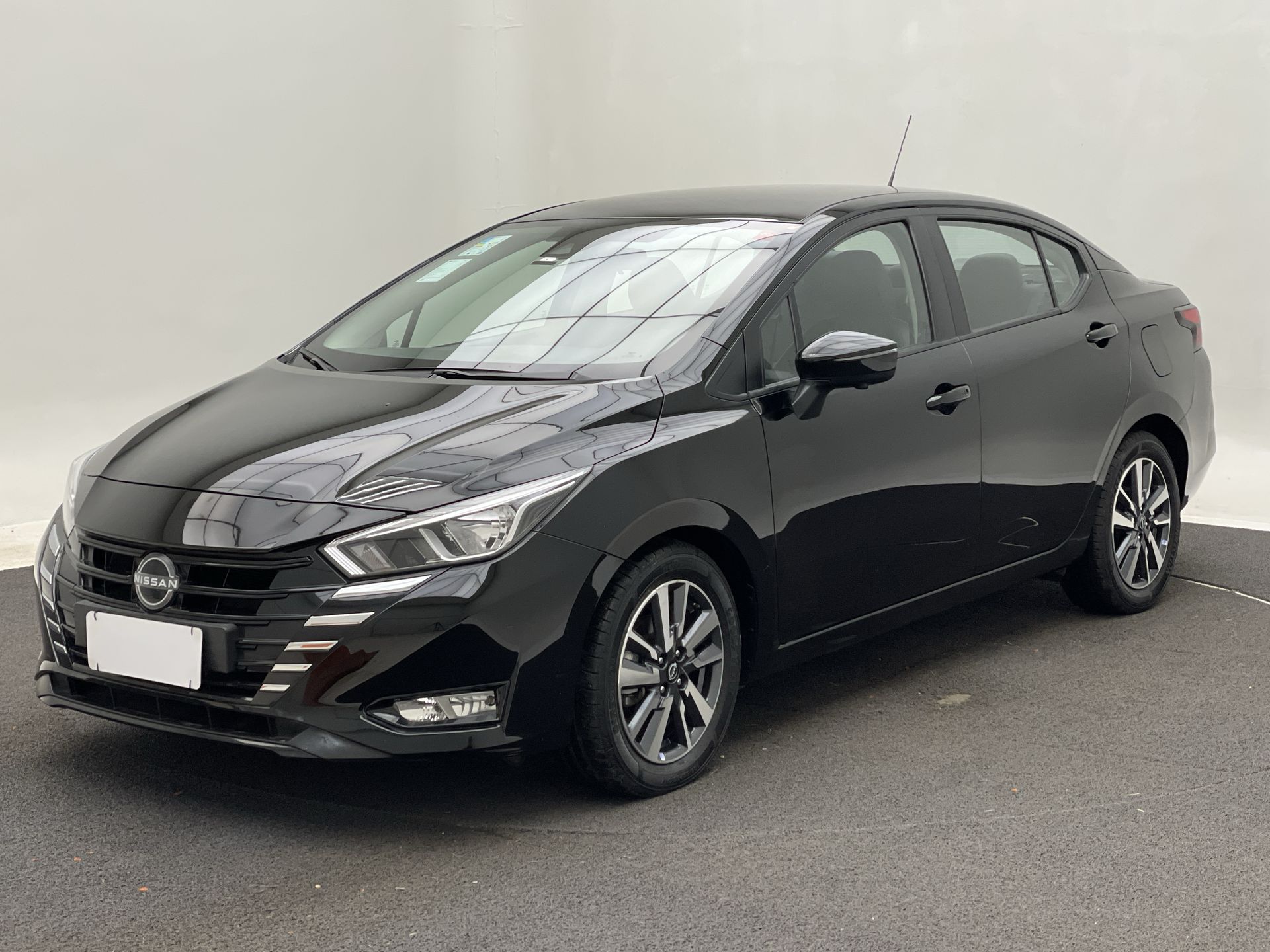 VERSA Advance 1.6 16V Flex Aut.