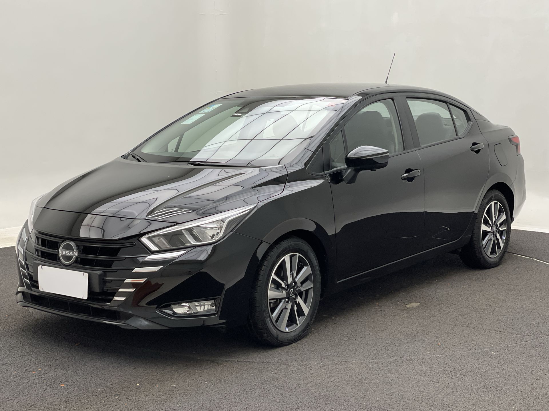 VERSA Advance 1.6 16V Flex Aut.