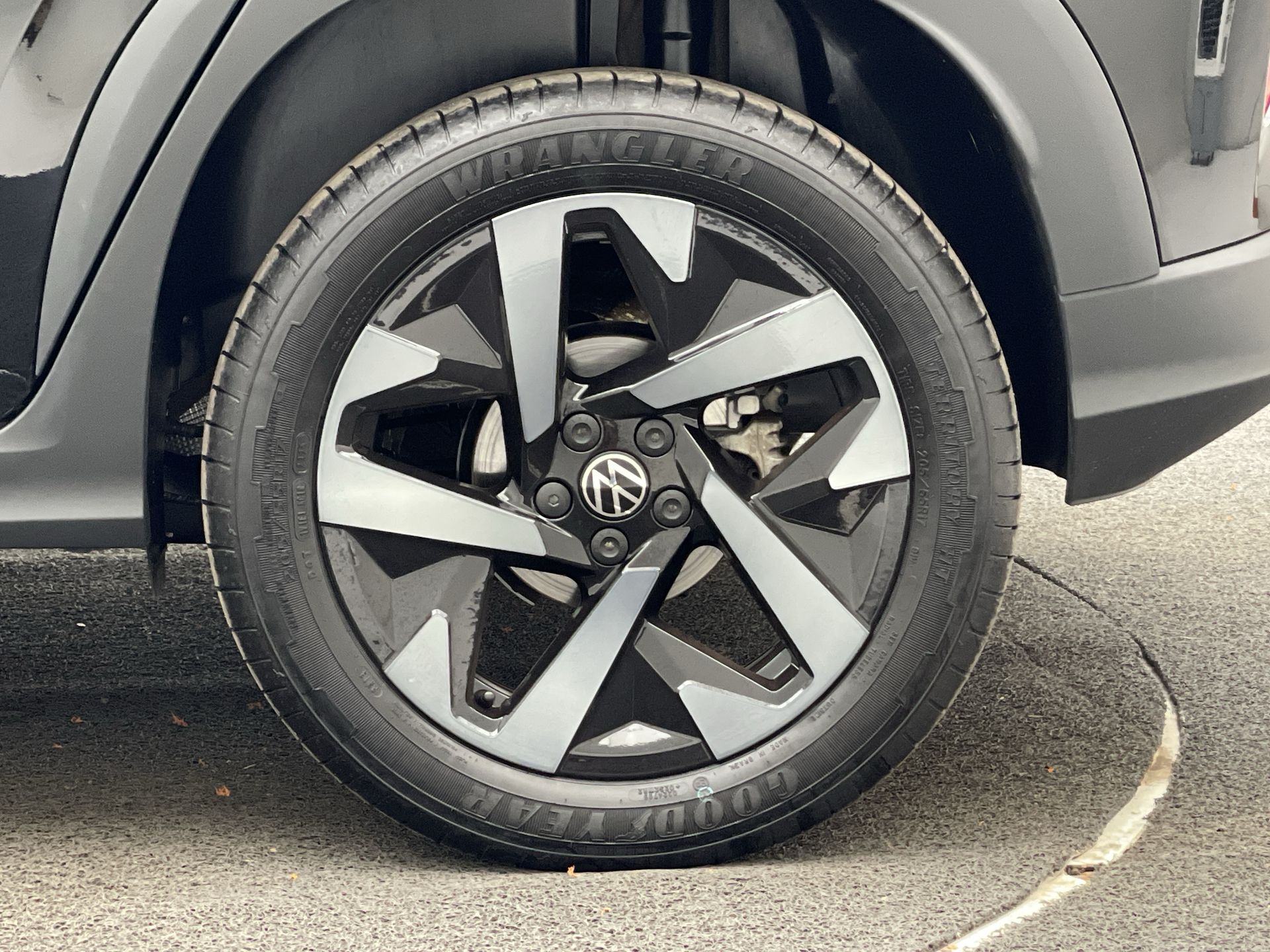 Tera High 1.0 170 TSI Flex 12V 5p Aut
