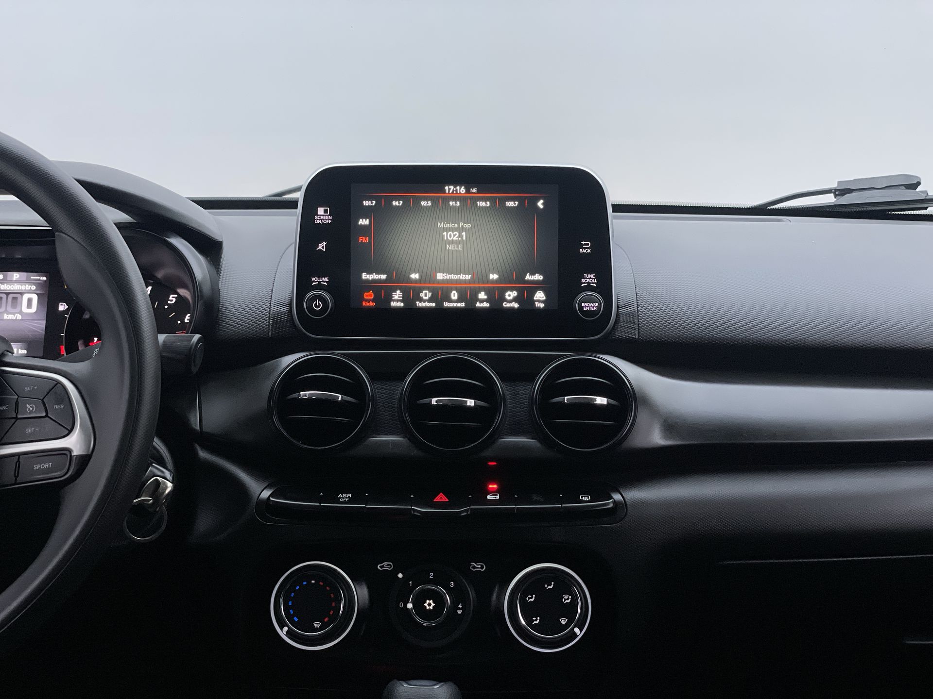 CRONOS DRIVE 1.3 8V Flex Aut.