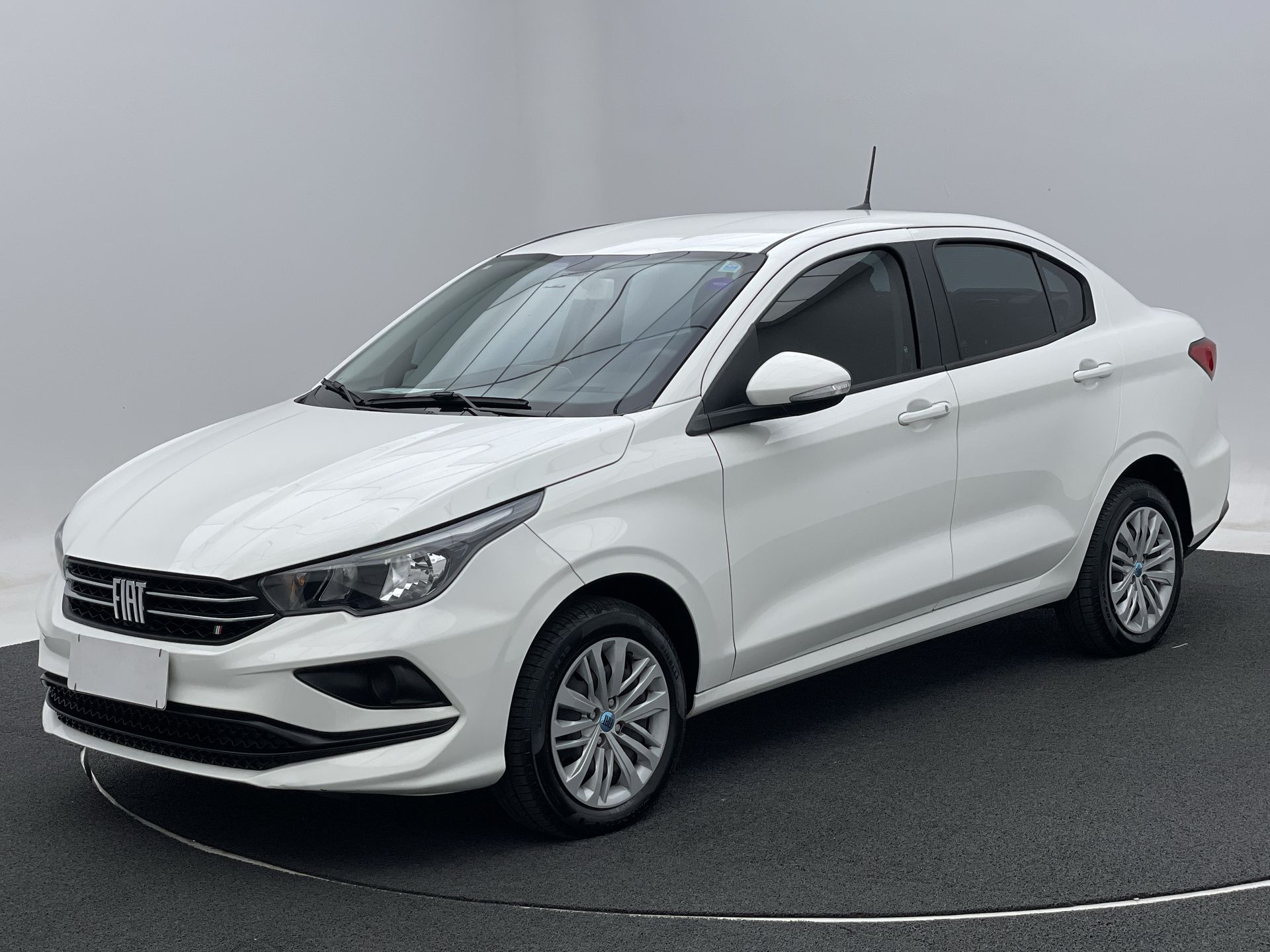 CRONOS DRIVE 1.3 8V Flex Aut.