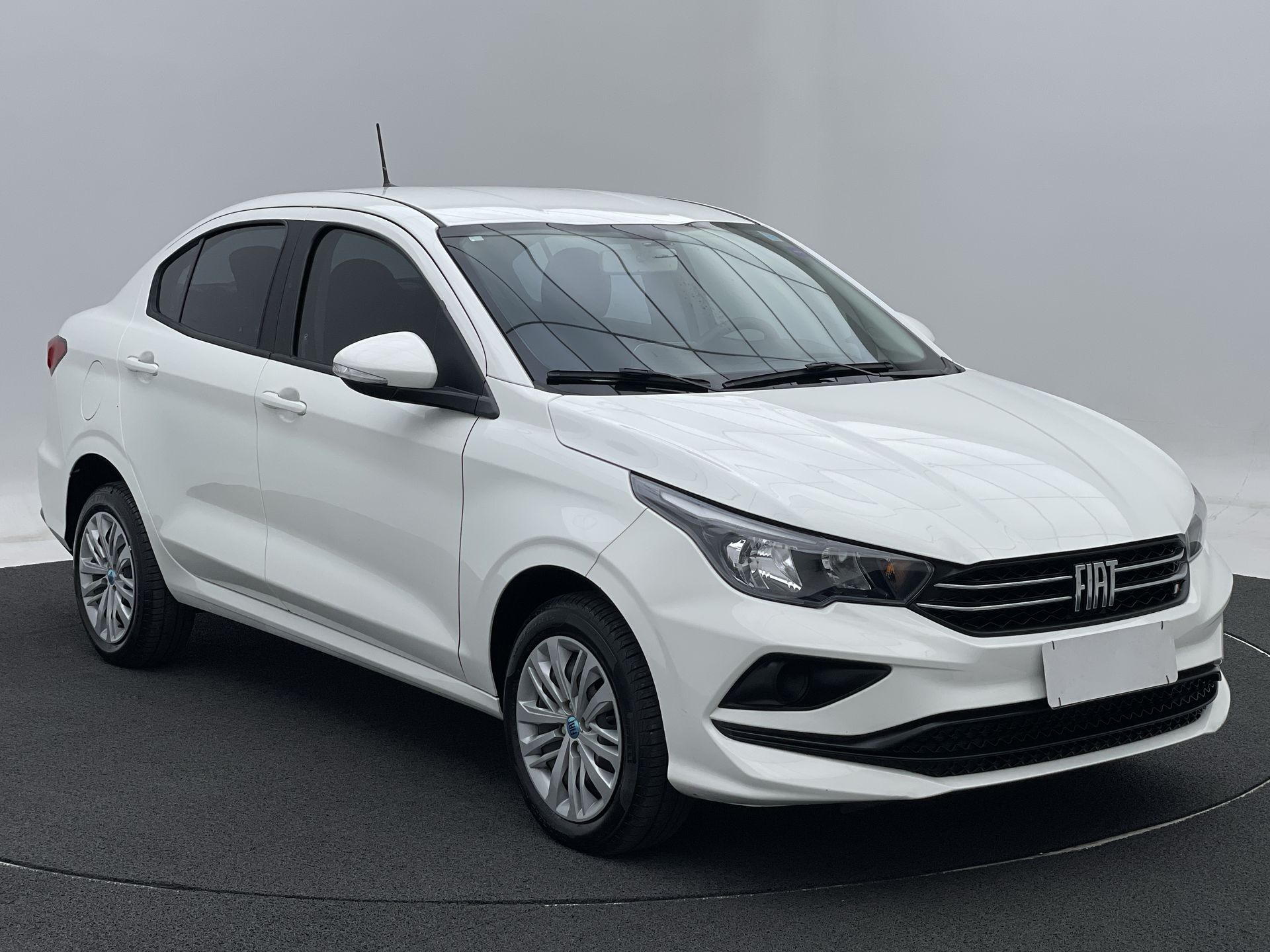 CRONOS DRIVE 1.3 8V Flex Aut.