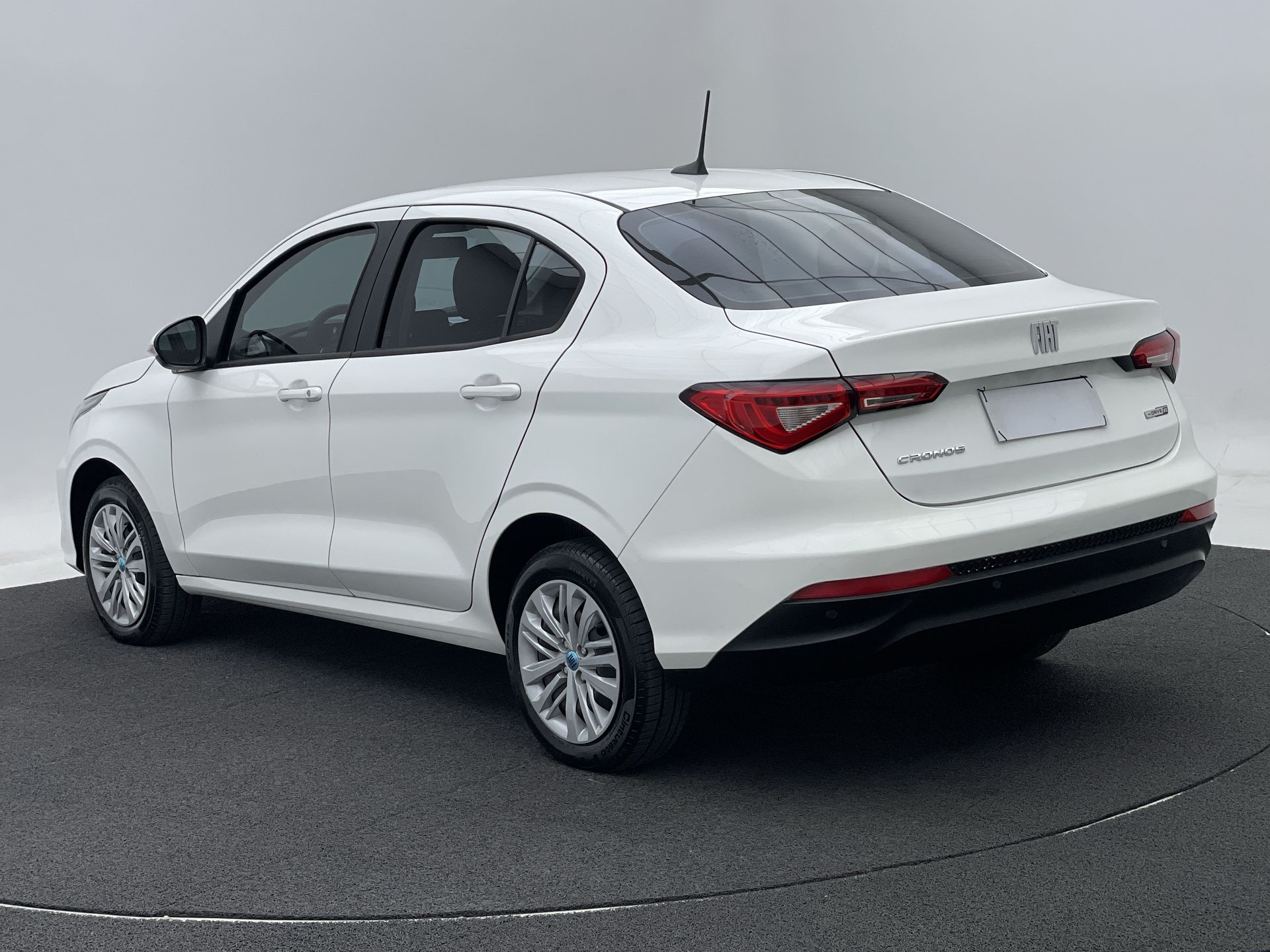 CRONOS DRIVE 1.3 8V Flex Aut.