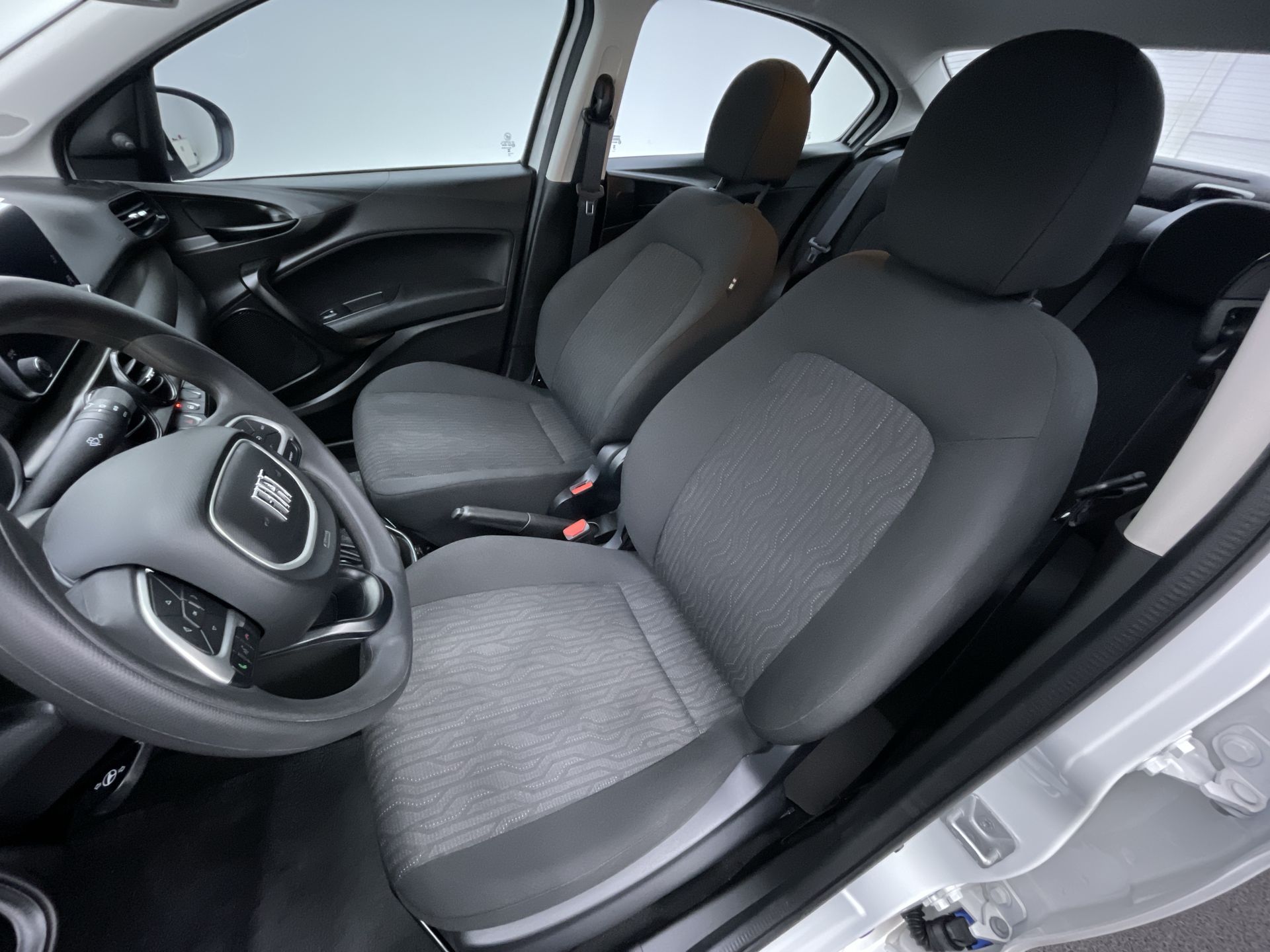 CRONOS DRIVE 1.3 8V Flex Aut.