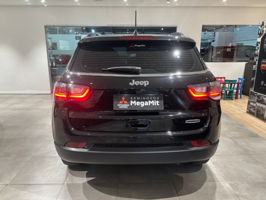 Jeep-COMPASS-1.3 T270 TURBO FLEX LONGITUDE AT6