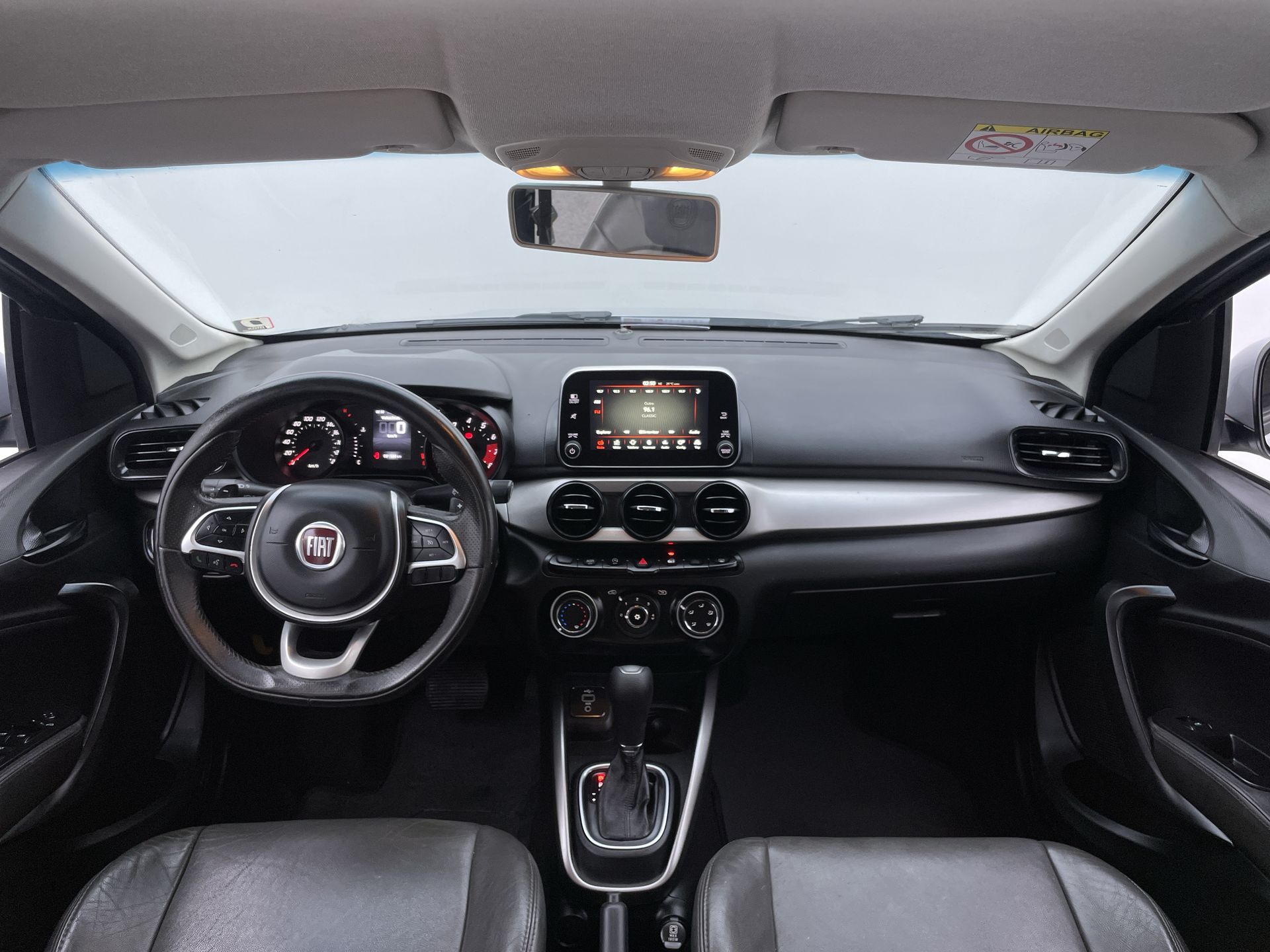 CRONOS DRIVE 1.8 16V Flex Aut.