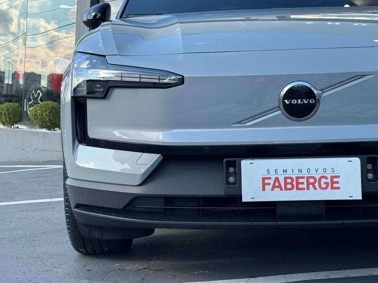 Volvo-EX30-EX30 E60 Plus (Elétrico)