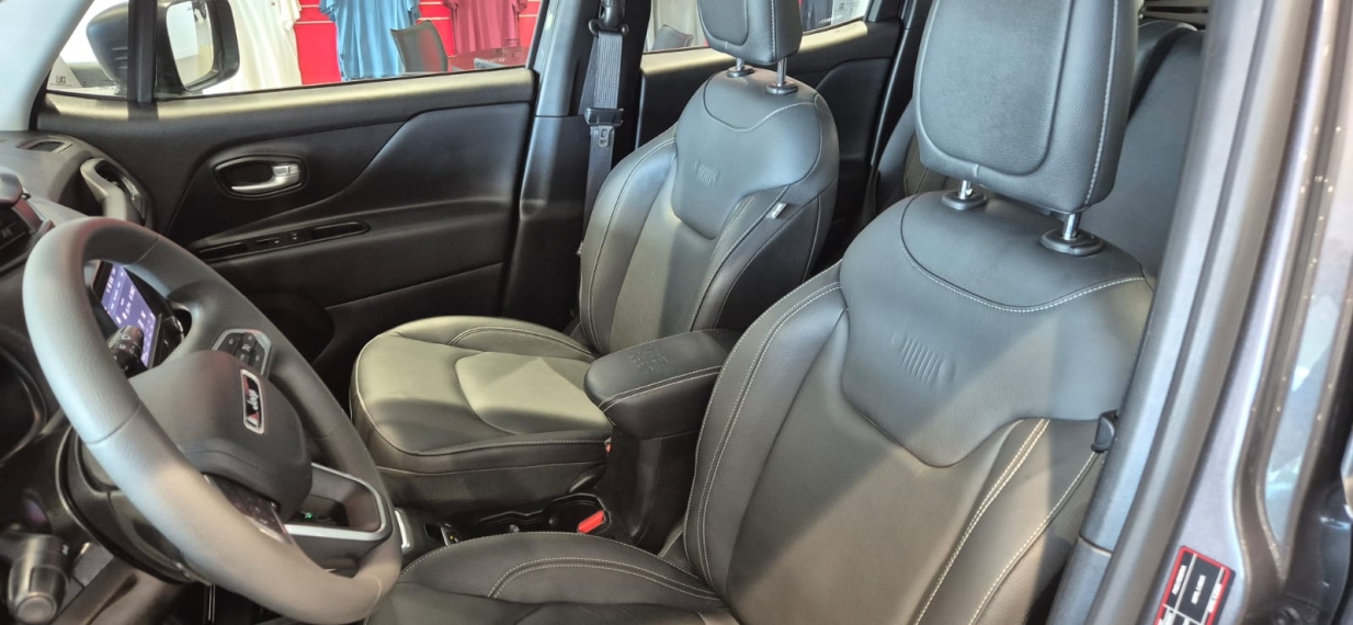 Jeep-RENEGADE-1.3 T270 TURBO FLEX SPORT AT6