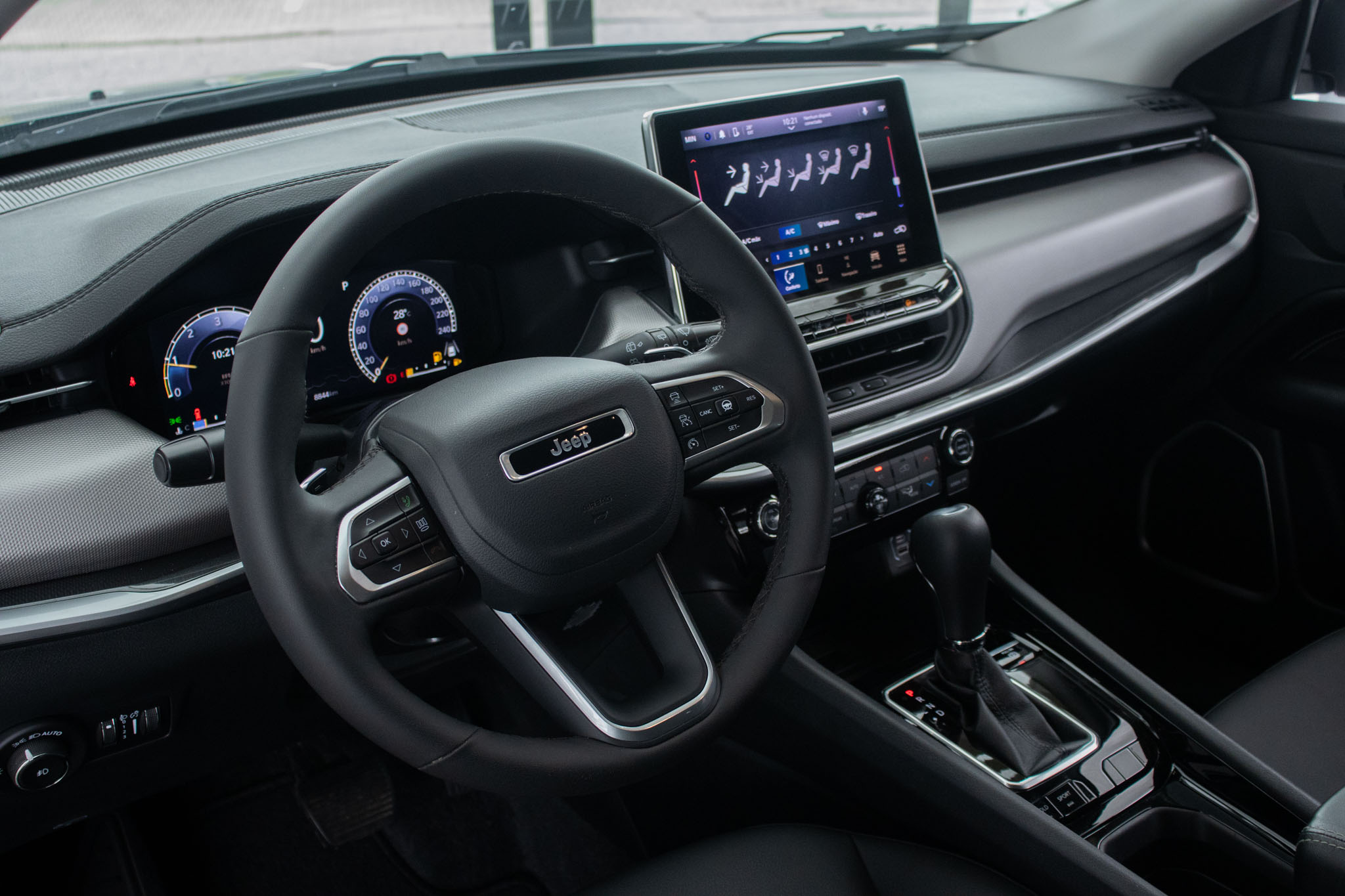 Jeep-COMPASS-COMPASS LONG. T270 1.3 TB 4x2 Flex Aut.