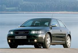 Audi A3 8L: História, Versões e Legado do Ícone “Bolinha” no Brasil