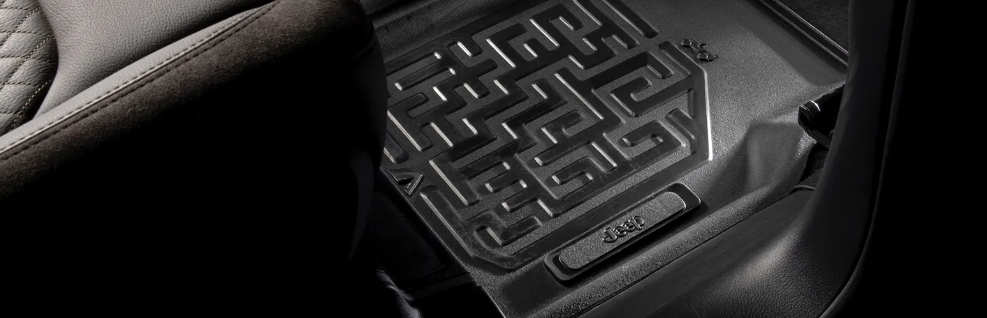 TAPETES DE BORDAS ELEVADAS