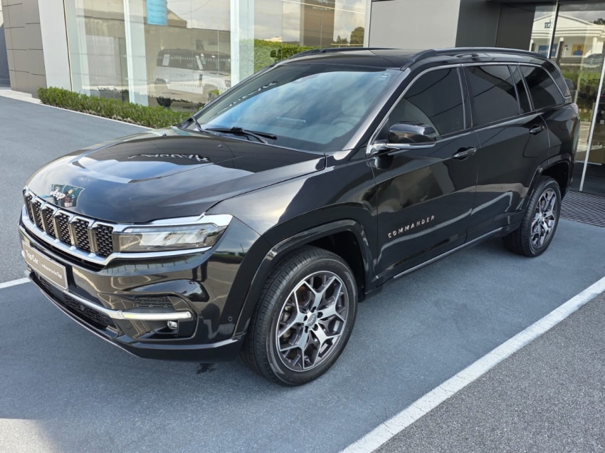 Jeep-COMMANDER-2.0 TD380 TURBO DIESEL OVERLAND AT9