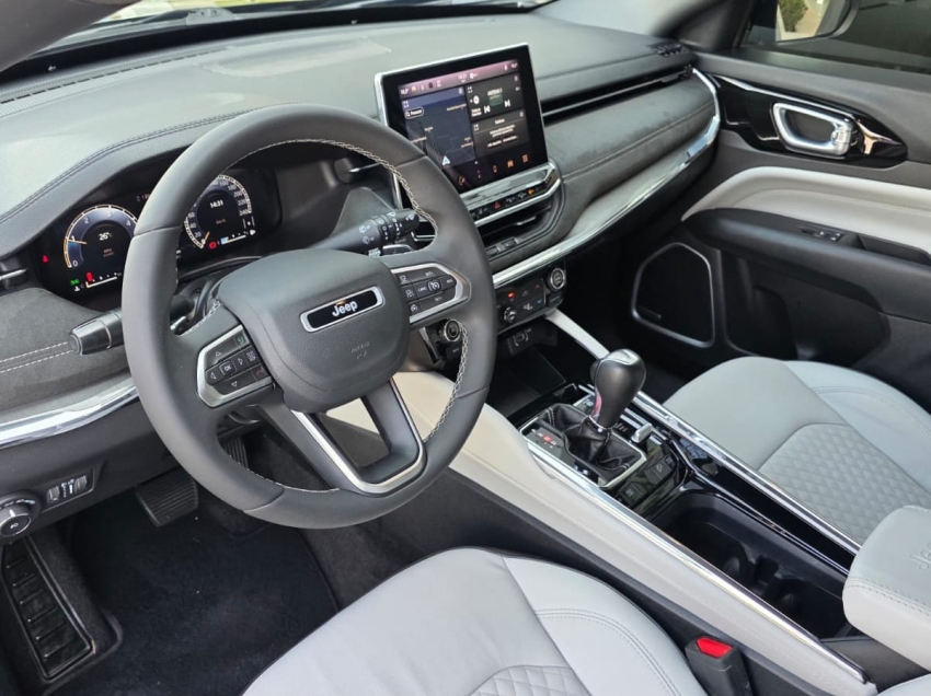 Jeep-COMMANDER-2.0 TD380 TURBO DIESEL OVERLAND AT9