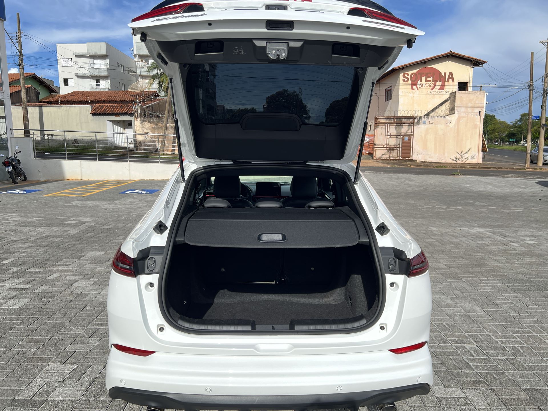 Fiat-Fastback-Fastback ABARTH Turbo Flex 1.3 Aut.