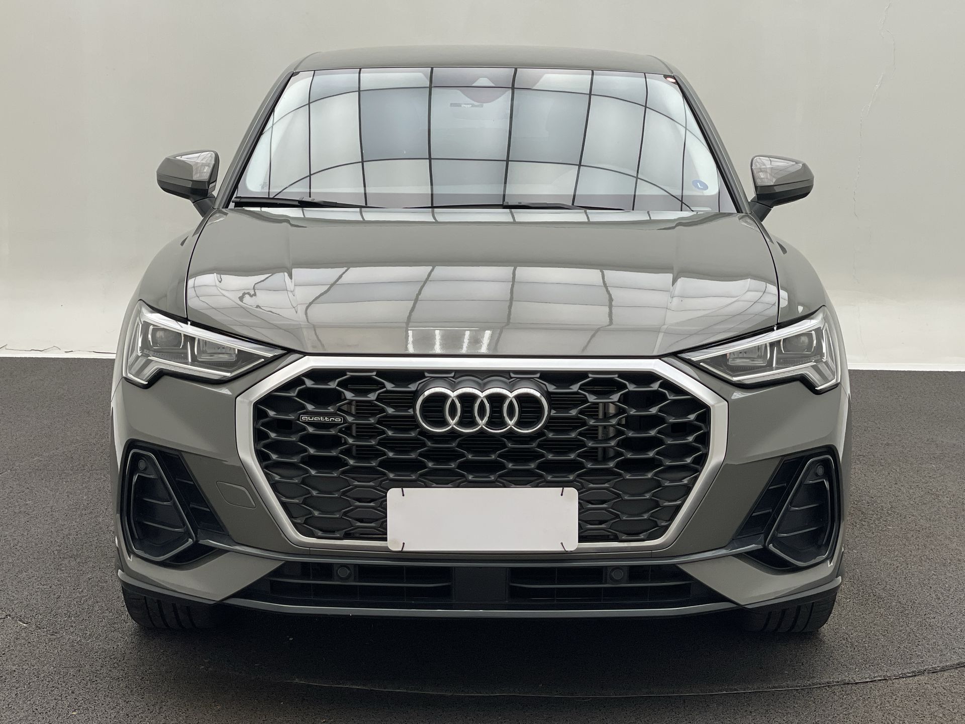 Audi-Q3-Q3 Sportb. 2.0 TFSI Anniv. Edit. Quattro