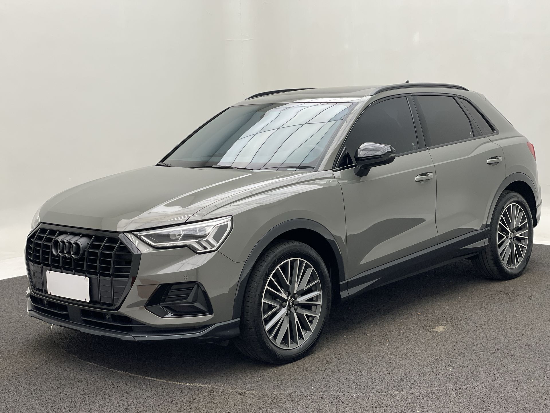 Q3 Black S Line 1.4 TFSI S-tronic